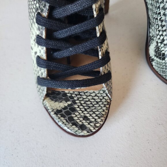 Snake Skin Bootie "NEW" - Picture 8 of 16